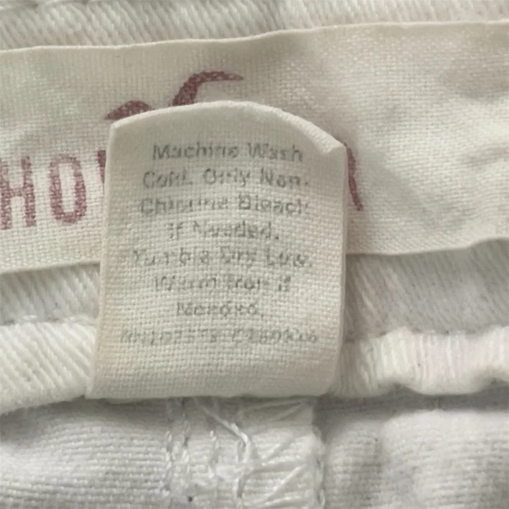 Hollister Women's Low Rise White Jean Shorts - Picture 6 of 12